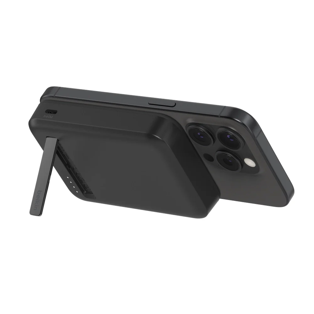 Batería Magnética Inalámbrica Belkin Qi2 - 8000 mAh + Soporte - Negro - Image 3