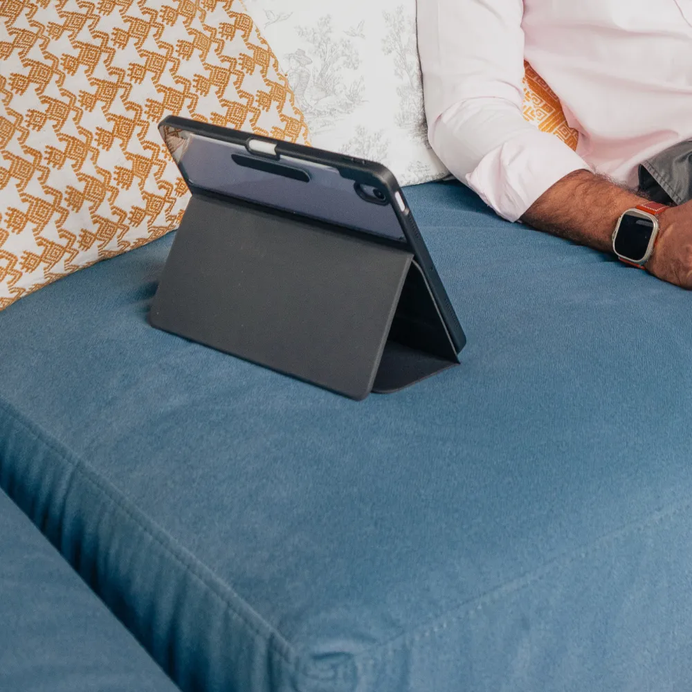 Case SafeCase Click NCO para iPad Air 13 (M2, M3, M4) - Negro - Image 7