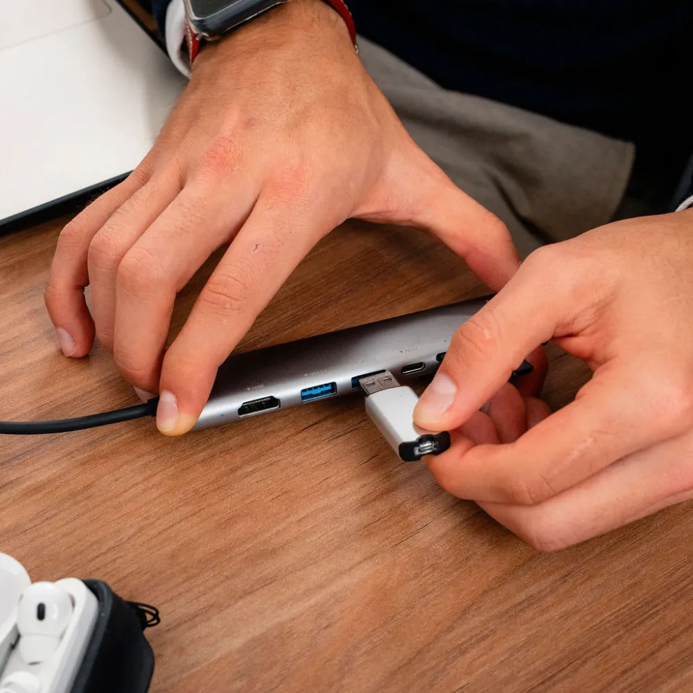 Multipuerto Ultra NCO para Hub USB-C - Gris Espacial - Image 6